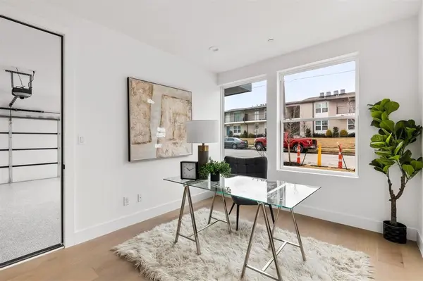 815 E 5th Avenue #209, Dallas, TX 75203