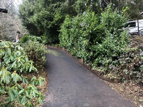 1415 N ALVORD LN, Otis, OR 97368