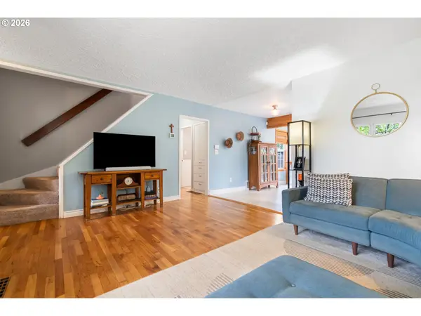 705 NW 41ST ST, Vancouver, WA 98660