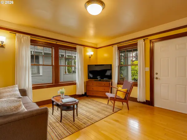 4204 SE 25TH AVE, Portland, OR 97202