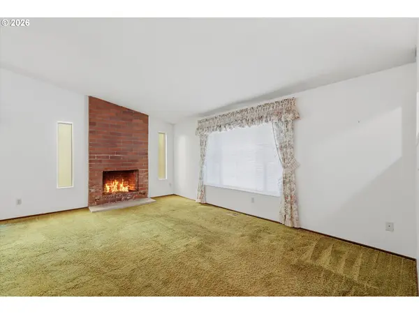 2162 SE KELLY AVE, Gresham, OR 97080