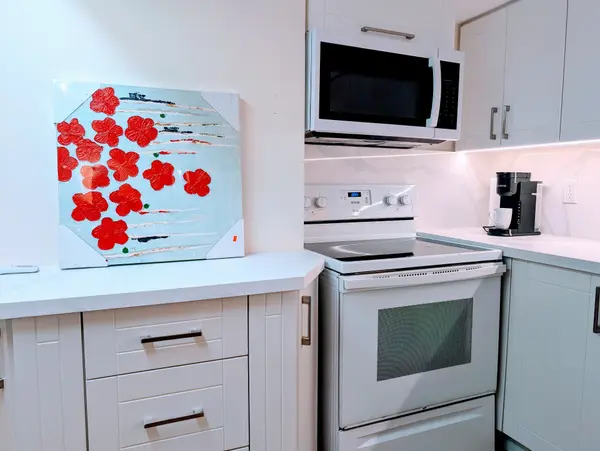 20 Chest Hill Rd RD S #Bestment, Toronto E03, ON M4K 1X3