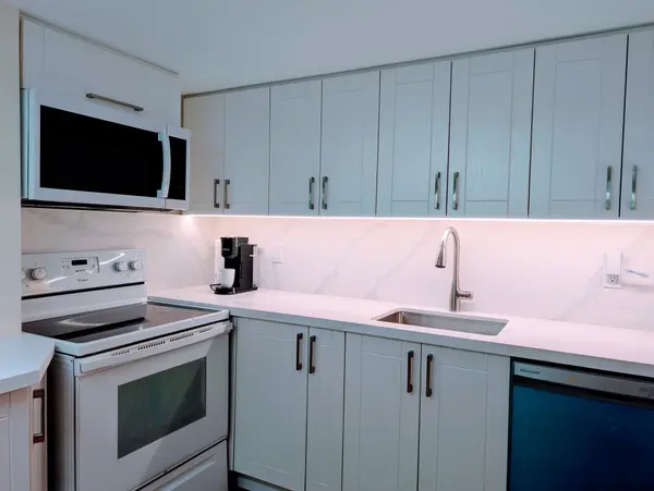 20 Chest Hill Rd RD S #Bestment, Toronto E03, ON M4K 1X3