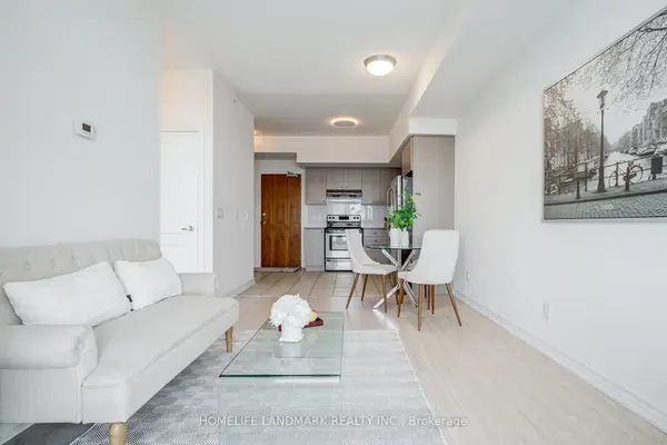 8323 Kennedy RD #921, Markham, ON L3R 5W7