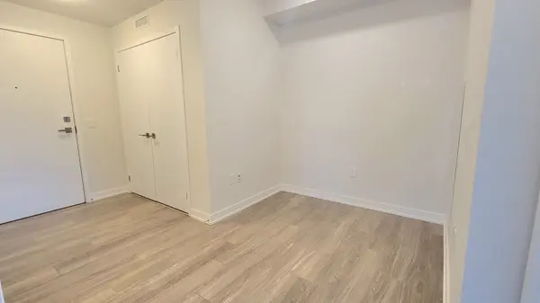 4055 Parkside Village DR #2620, Mississauga, ON L5B 0K8