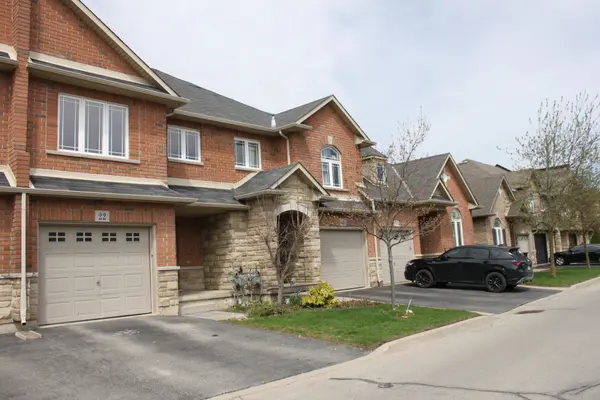 22 Geranium AVE N, Hamilton, ON L0R 1P0