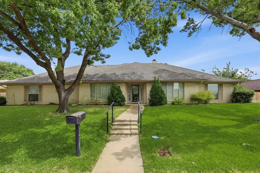 4500 French Lake Drive, Fort Worth, TX 76133