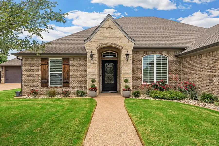 609 Hunton Lane, Robinson, TX 76706