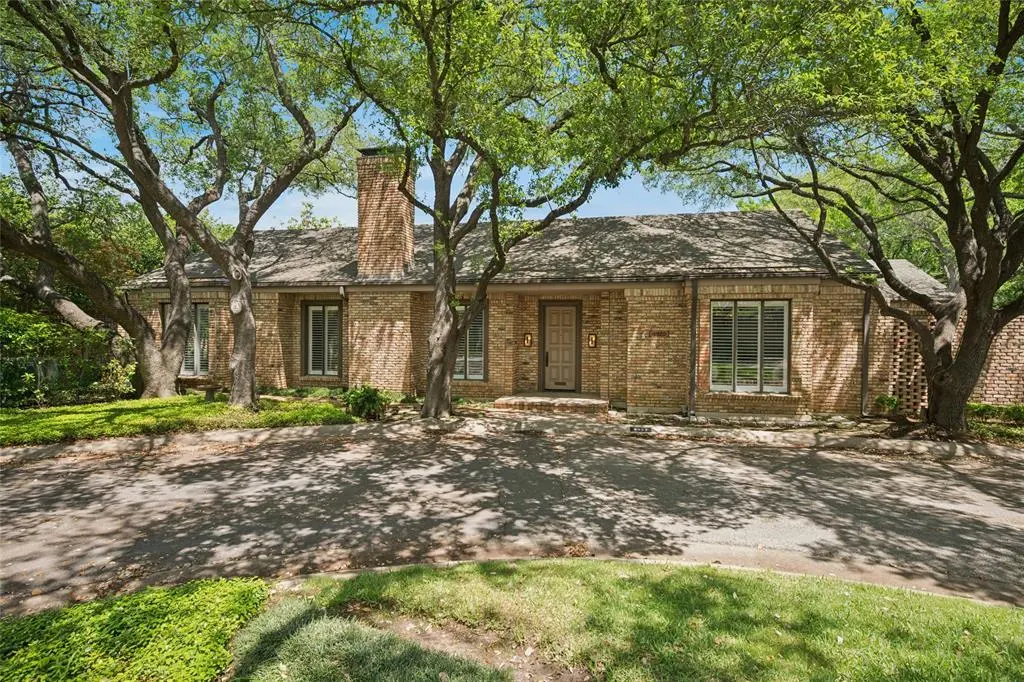 4922 Briarwood Place, Dallas, TX 75209