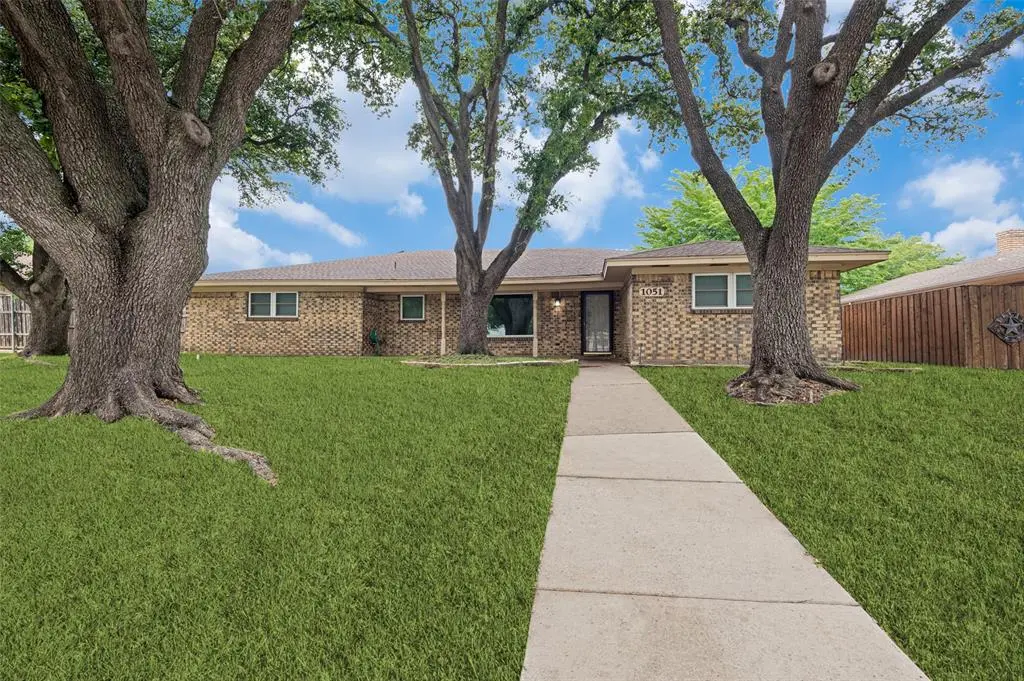 1051 College Parkway, Lewisville, TX 75077