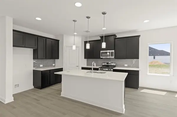 1212 Redcoat Drive, Forney, TX 75126