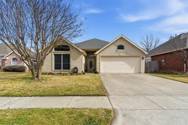 5520 Tularosa Drive, Fort Worth, TX 76137