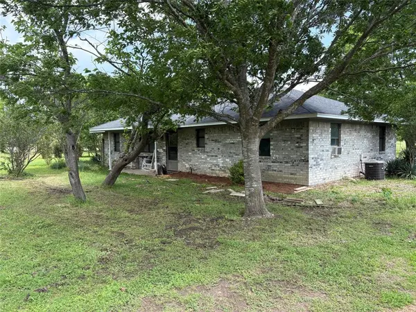 896 County Road 4713, Sulphur Springs, TX 75482
