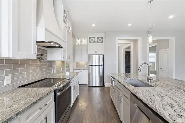 9204 Willard Street, Rowlett, TX 75088