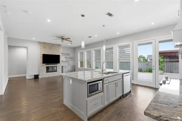 9204 Willard Street, Rowlett, TX 75088