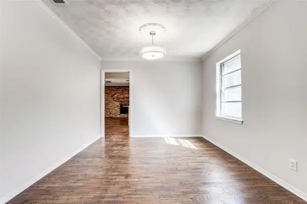 2314 Springhill Drive, Dallas, TX 75228