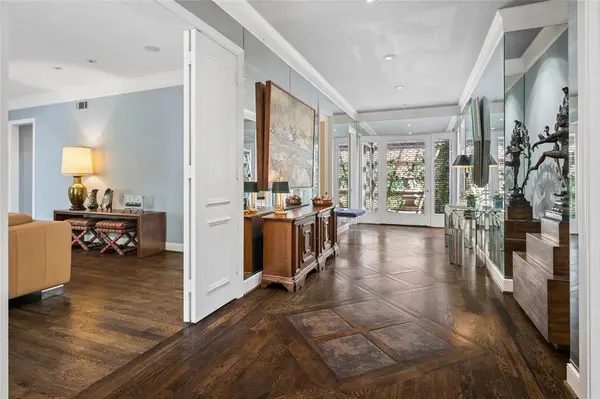 4922 Briarwood Place, Dallas, TX 75209