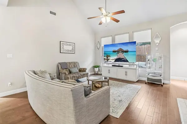 7104 Chelsea Drive, North Richland Hills, TX 76180