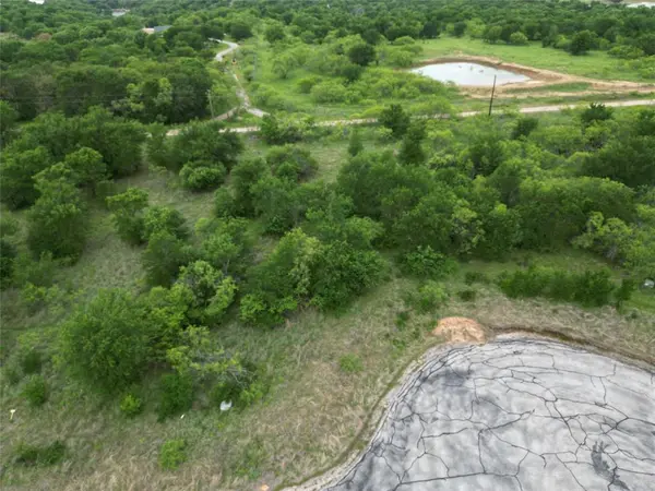 118 Demonbreun Court, Chico, TX 76431