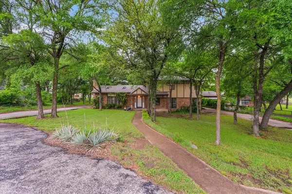 220 Annetta, Willow Park, TX 76087