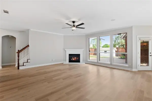 1301 Meadow Cove Court, Carrollton, TX 75007