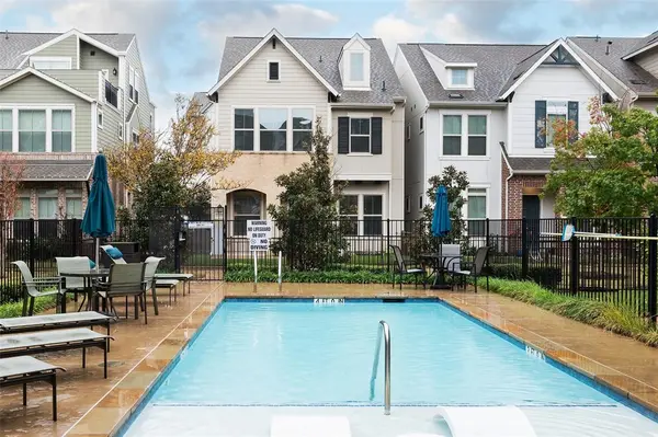 1115 Manacor Lane, Dallas, TX 75212