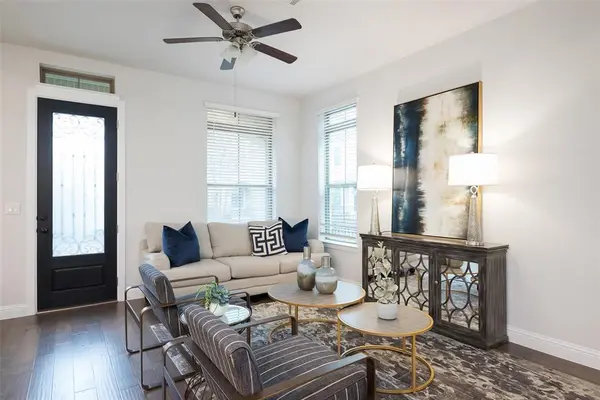 1115 Manacor Lane, Dallas, TX 75212