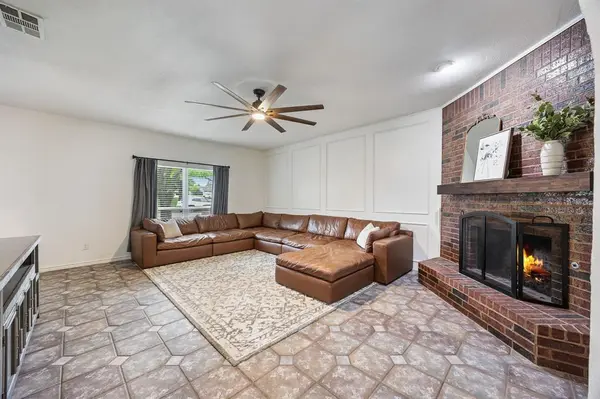 1091 Whispering Glen, Rockwall, TX 75087