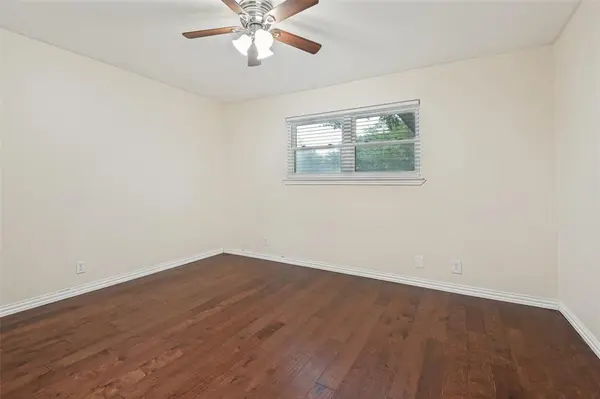 1051 College Parkway, Lewisville, TX 75077