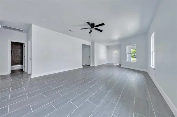 305 Pemberton Street, White Settlement, TX 76108