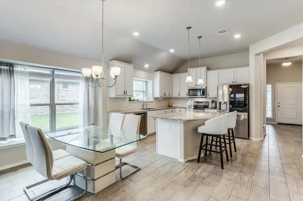 121 Rosemary Drive, Azle, TX 76020