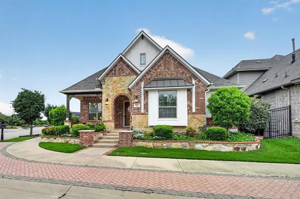 1107 Amber Rose Way, Arlington, TX 76005