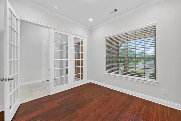 1107 Amber Rose Way, Arlington, TX 76005