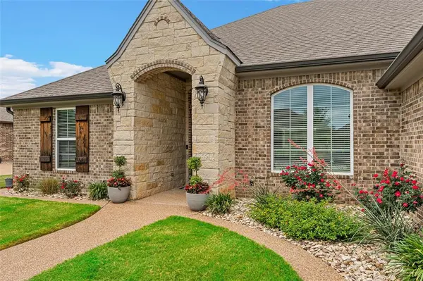 609 Hunton Lane, Robinson, TX 76706