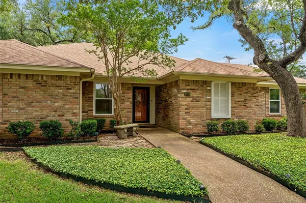 9920 Sandalwood Drive, Woodway, TX 76712