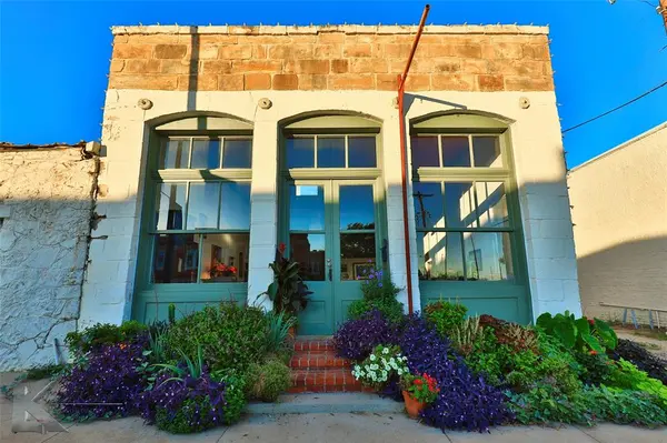 306 Conrad Hilton St Boulevard, Cisco, TX 76437