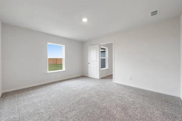 4802 Fillmore Drive, Greenville, TX 75401