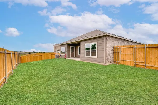 134 Condie Russell Avenue, Venus, TX 76084