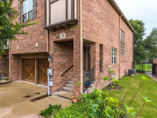 532 Waterloo Drive, Lewisville, TX 75067
