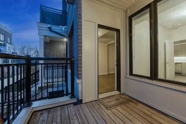 150 Long Branch AVE #21, Toronto W06, ON M8W 0A9