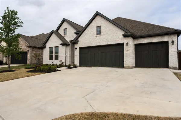 1924 Burton Hollow Way, Mckinney, TX 75071