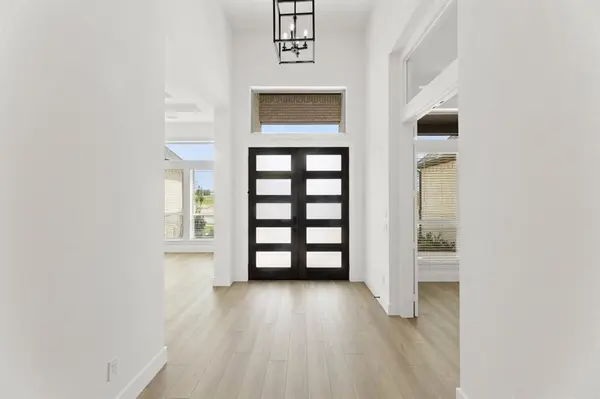 241 Broadmoor Lane, Ovilla, TX 75154