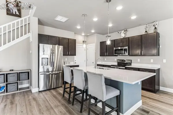 1747 Peak Prairie LN, Monument, CO 80132