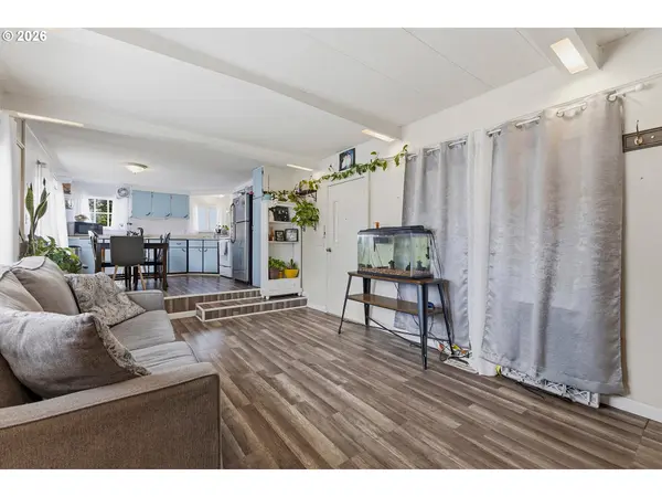 1901 SE MINTER BRIDGE RD #75, Hillsboro, OR 97123