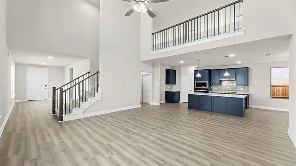 1624 Edgeway, Aubrey, TX 76227