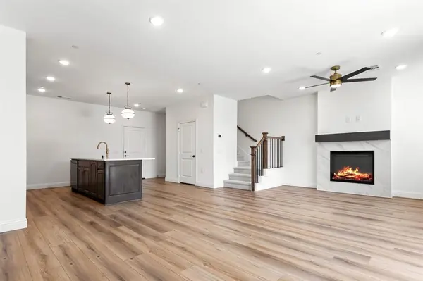 1208 Armstrong, The Colony, TX 75056