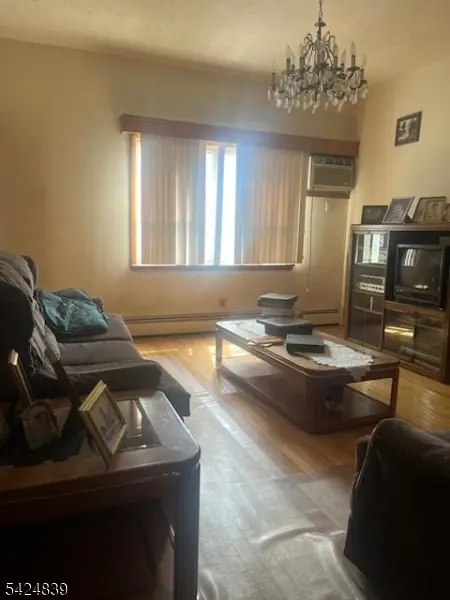 408 Chestnut Street, Newark City, NJ 07105