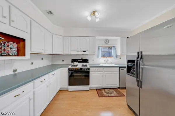 58 Phyllis Rd, West Orange Twp., NJ 07052