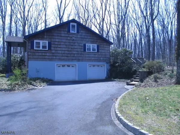 10 Hendrickson Dr, Plumsted Twp., NJ 08514