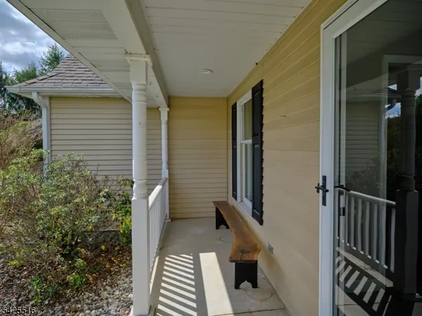 18 Linvale Rd, East Amwell Twp., NJ 08551